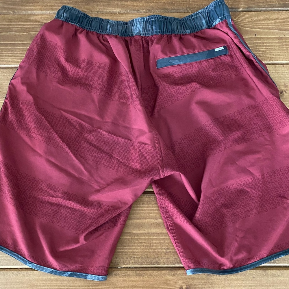 Vuori Banks Shorts 7.5”
